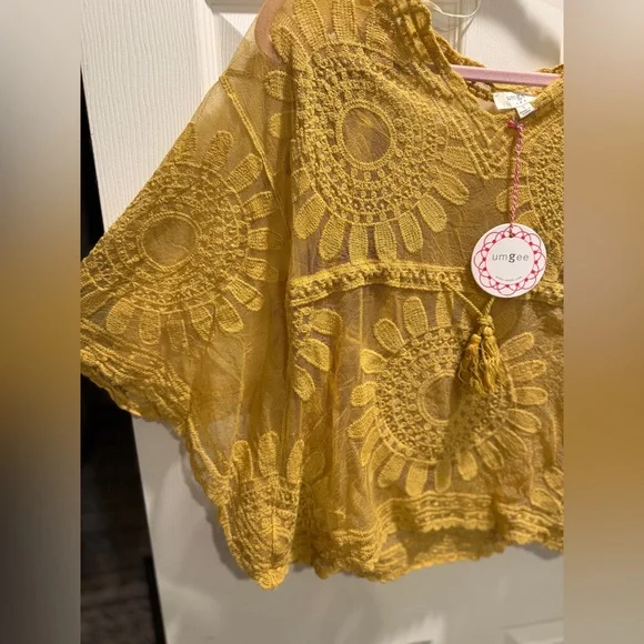 Umgee Mustard Yellow Lace Boho Blouse | NWT | Size Small | Crochet Floral Top - Picture 2 of 10